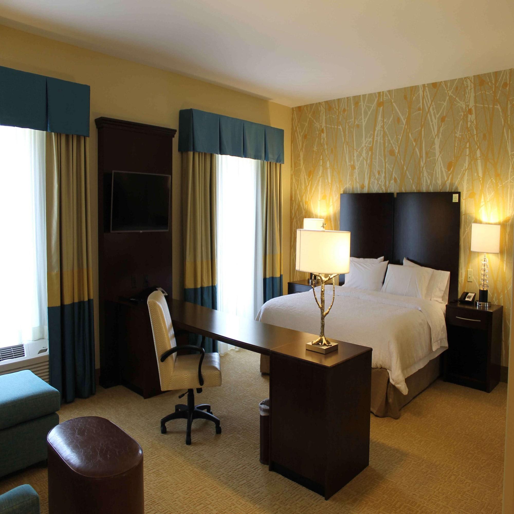 Hampton Inn & Suites Stroudsburg Bartonsville Poconos Bagian luar foto